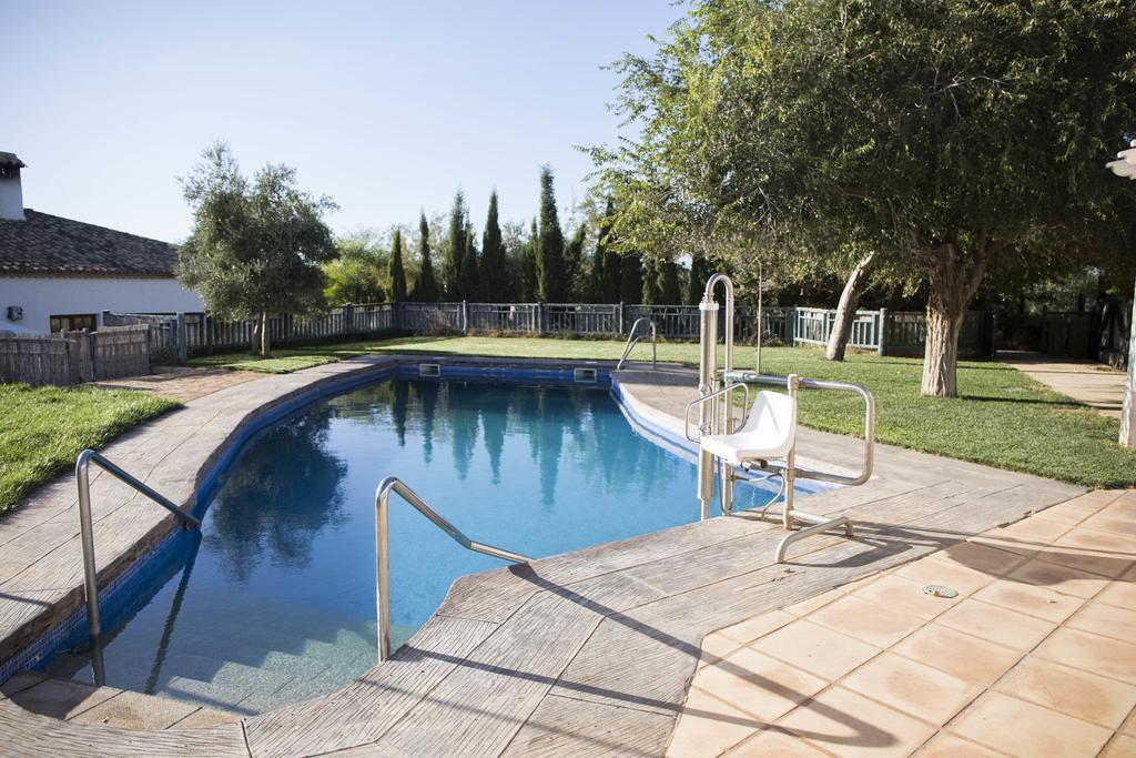 Hotel Rural Hoyo Bautista Martín de la Jara Exterior foto